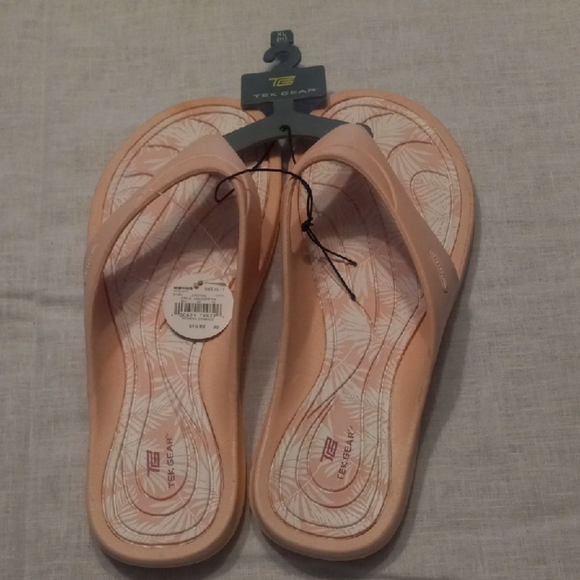 tek gear Shoes - Tek Gear Women's Light Coral Sandals